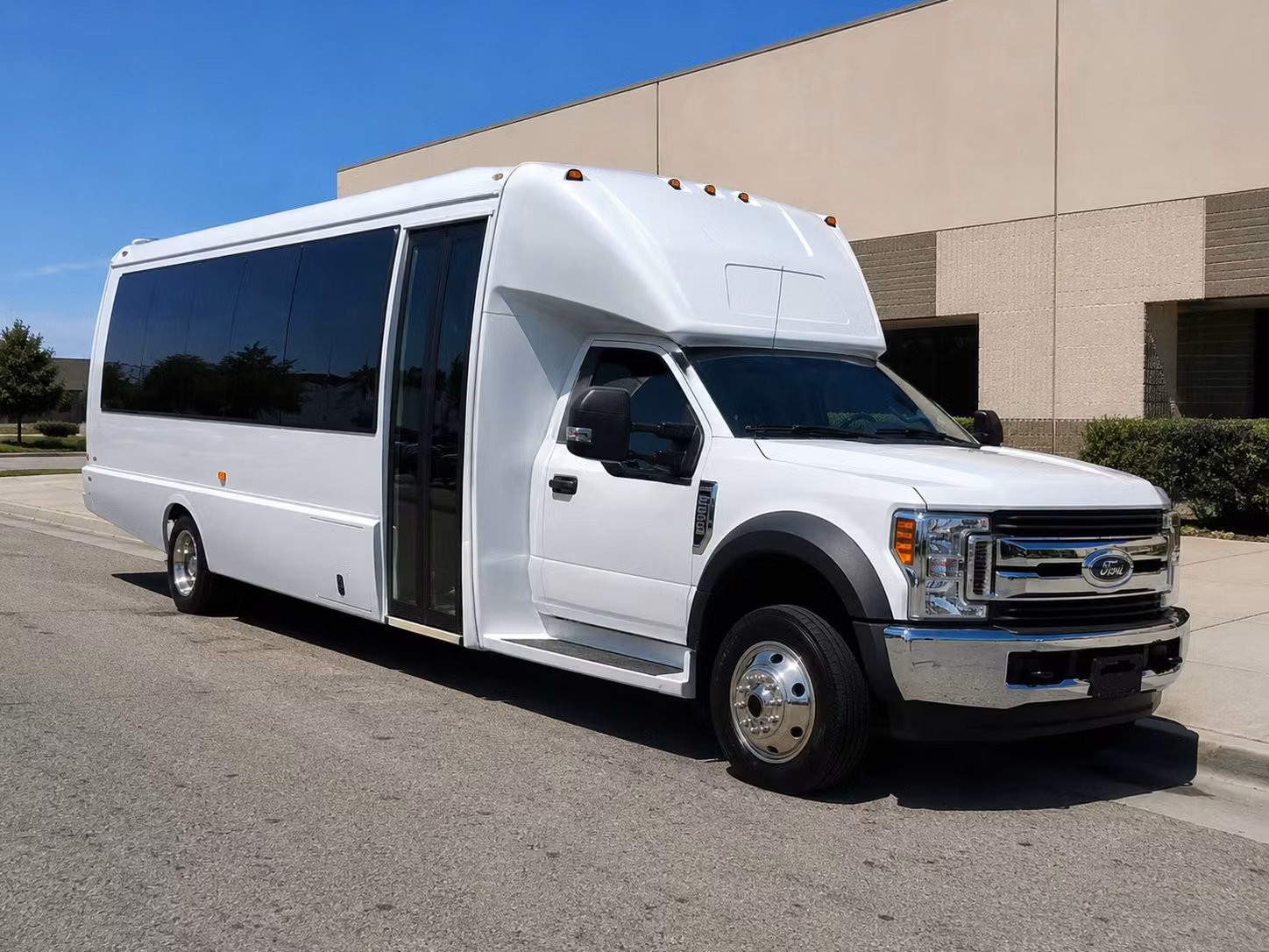 20 passenger minibus