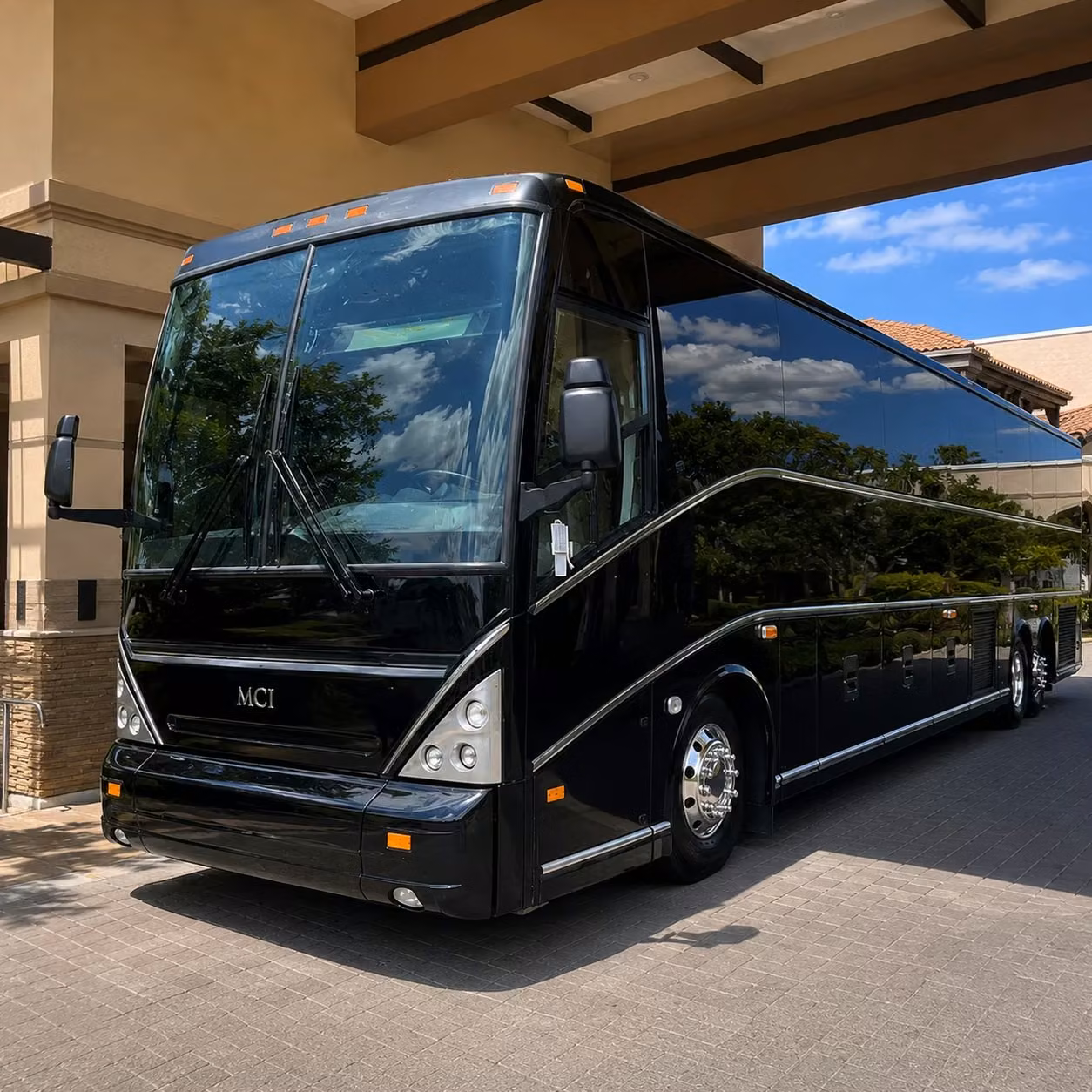 charter bus rentals in salt lake city for large prom groups that need space for everyone