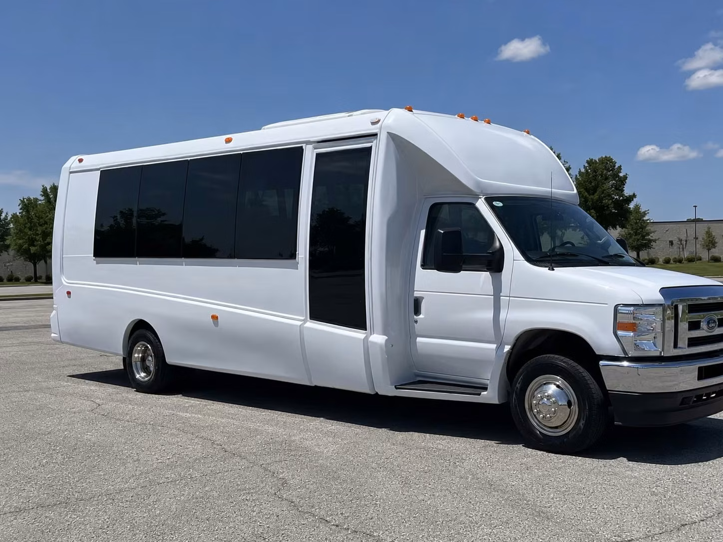 party bus rentals in salt lake city that make prom night unforgettable before you even arrive
